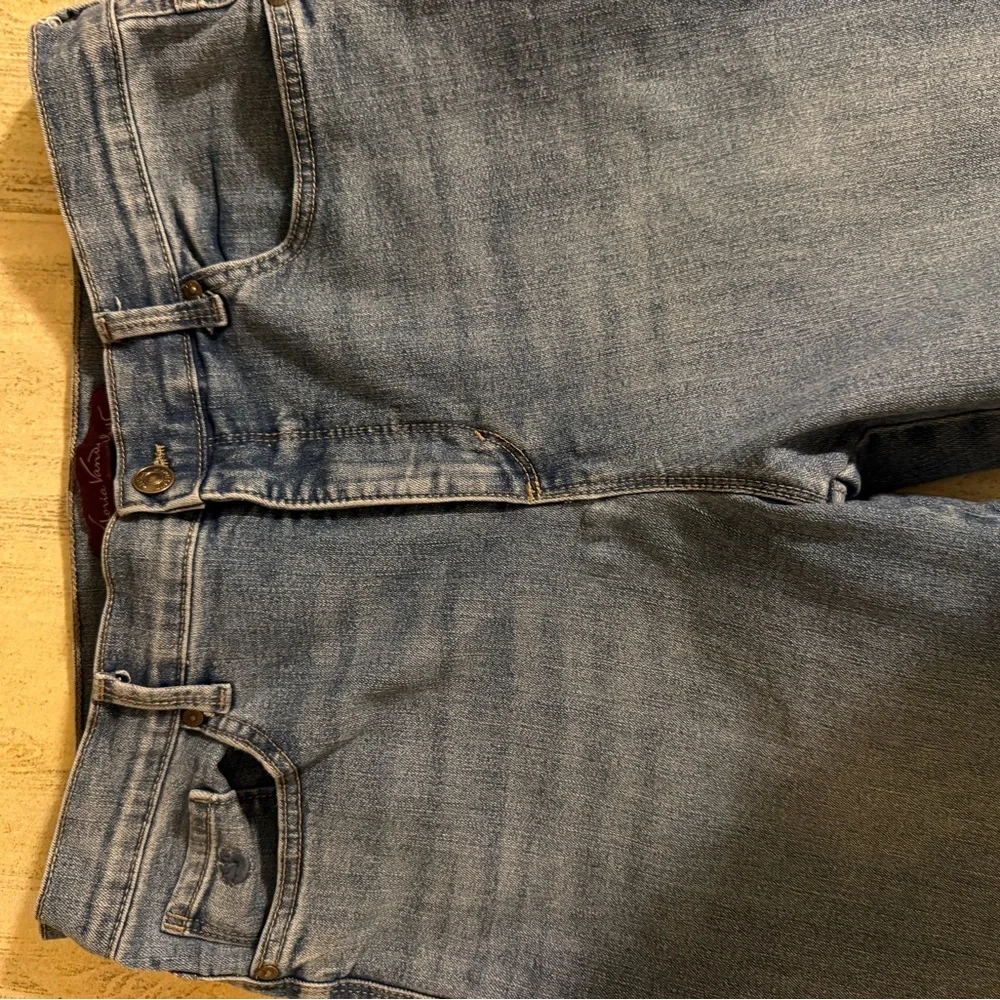 Gloria Vanderbilt Classic Blue Women's Jeans Bootcut - Picture 4 of 10